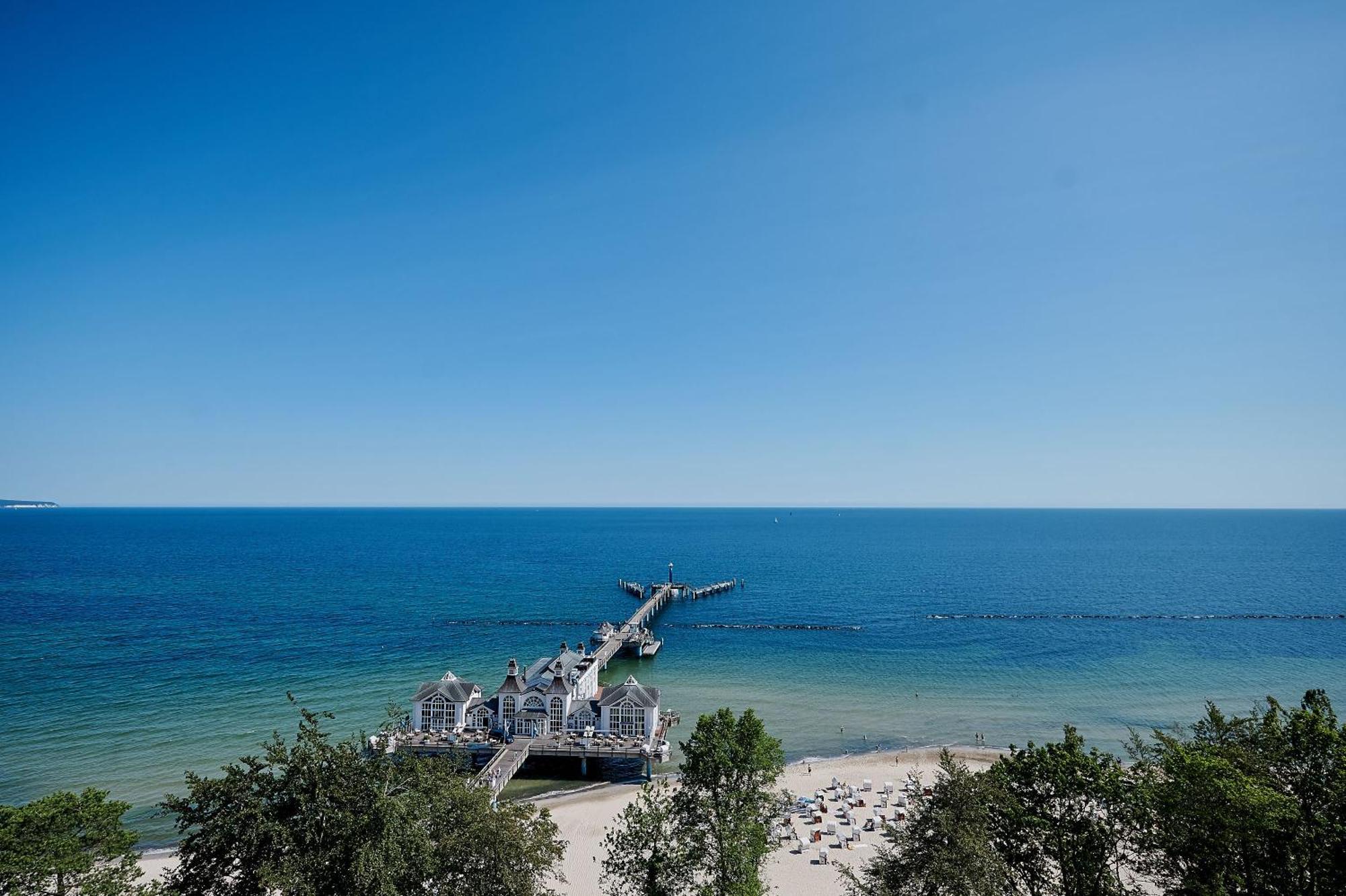 Pool Und Sauna Mit Meerblick, Direkt An Der Seebruecke - First Sellin Fewo 3 8 エクステリア 写真